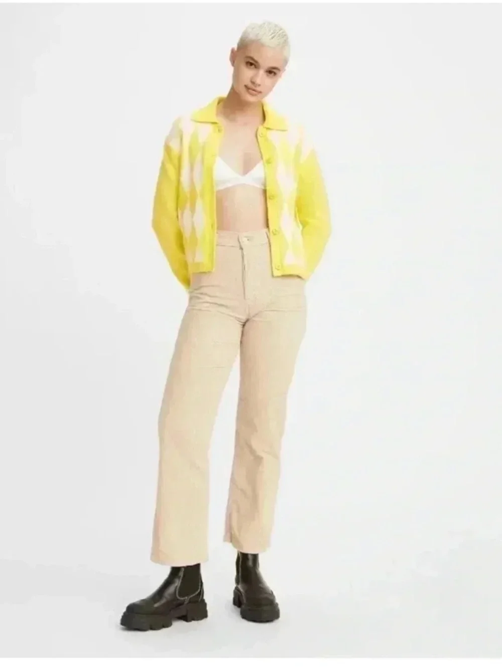 NWT Levi's Premium RIBCAGE STRAIGHT ANKLE CORDUROY WOMEN'S PANTS Sz 31x27 - Picture 2 of 13